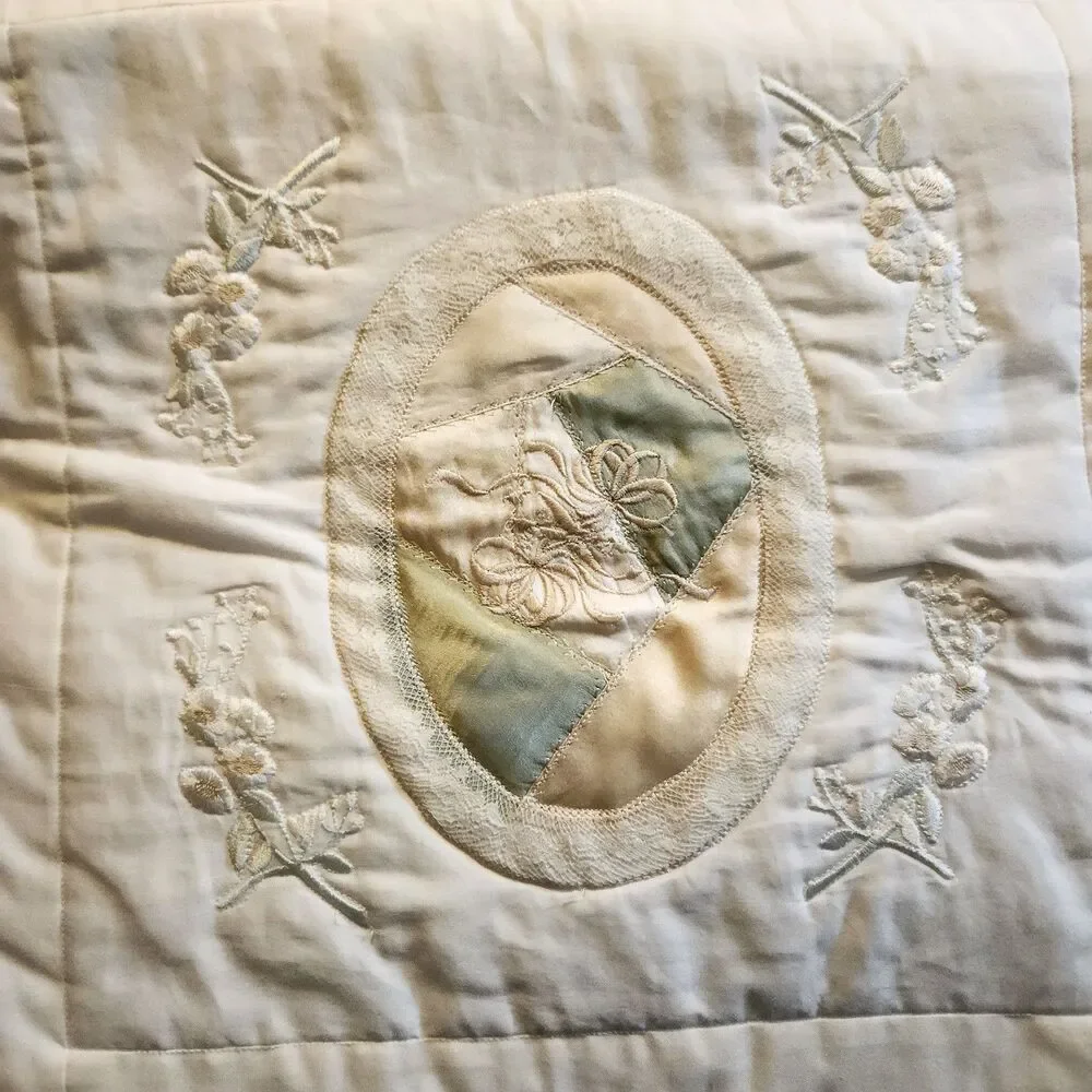Handmade Baby Quilt Cream & White w/ Embroidery Lace Inset 42